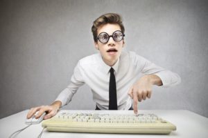 7 Signs of Dumb Bloggers – Are You Practicing Them?